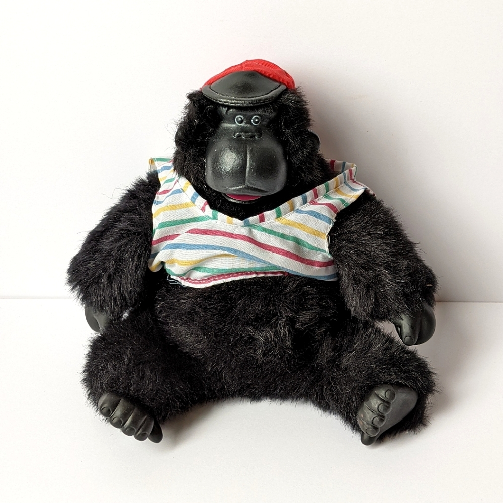 MAGOGO Rare Singing Black Gorilla Toy Sings Macarena Does NOT Dance